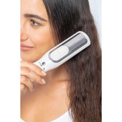 Scalp Therapy Massaging Brush